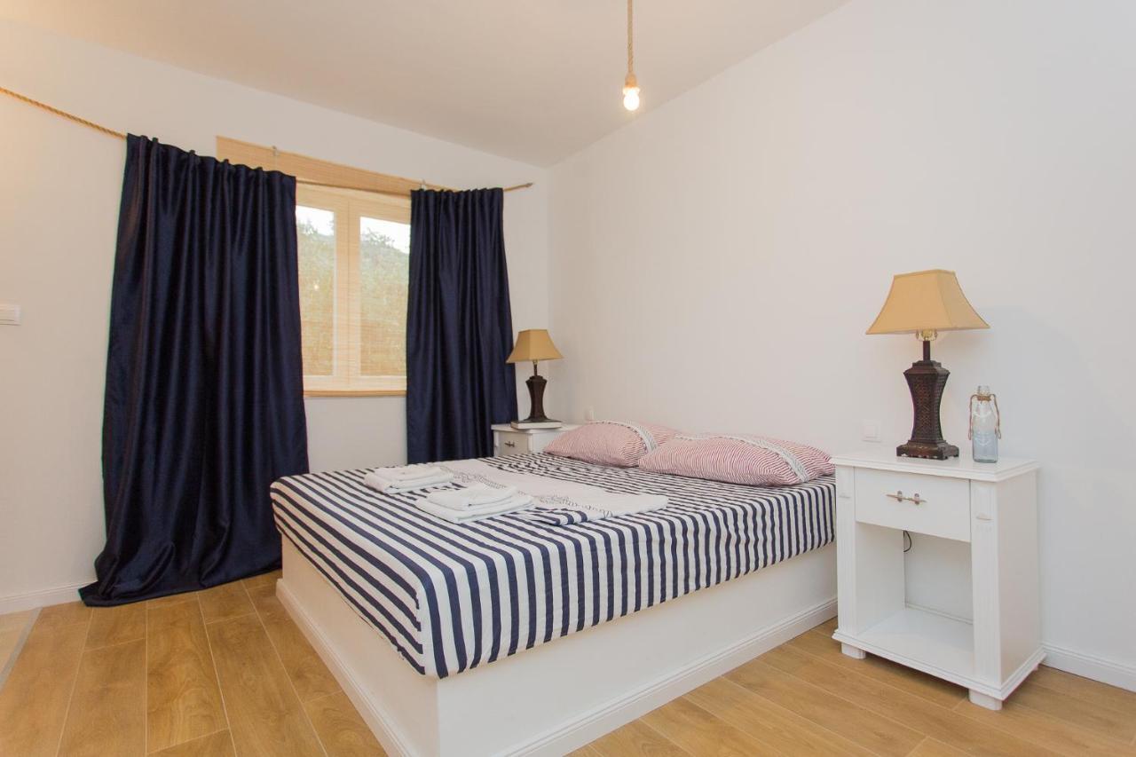 Captain'S Apartment Račišće 外观 照片