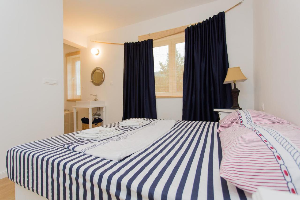 Captain'S Apartment Račišće 外观 照片