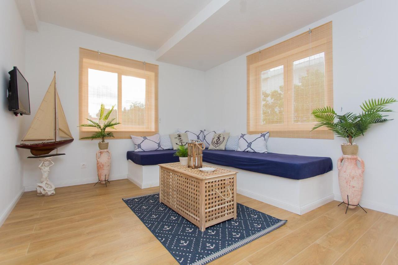 Captain'S Apartment Račišće 外观 照片